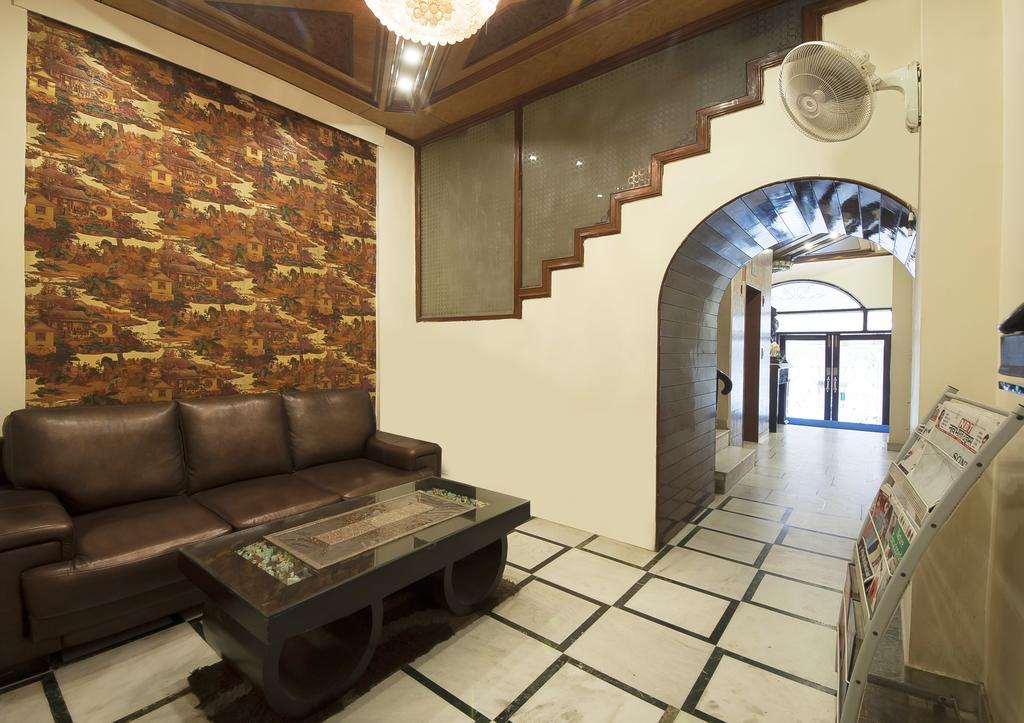 Fabhotel Delhi Darbar Near Karol Bagh Market Exterior photo