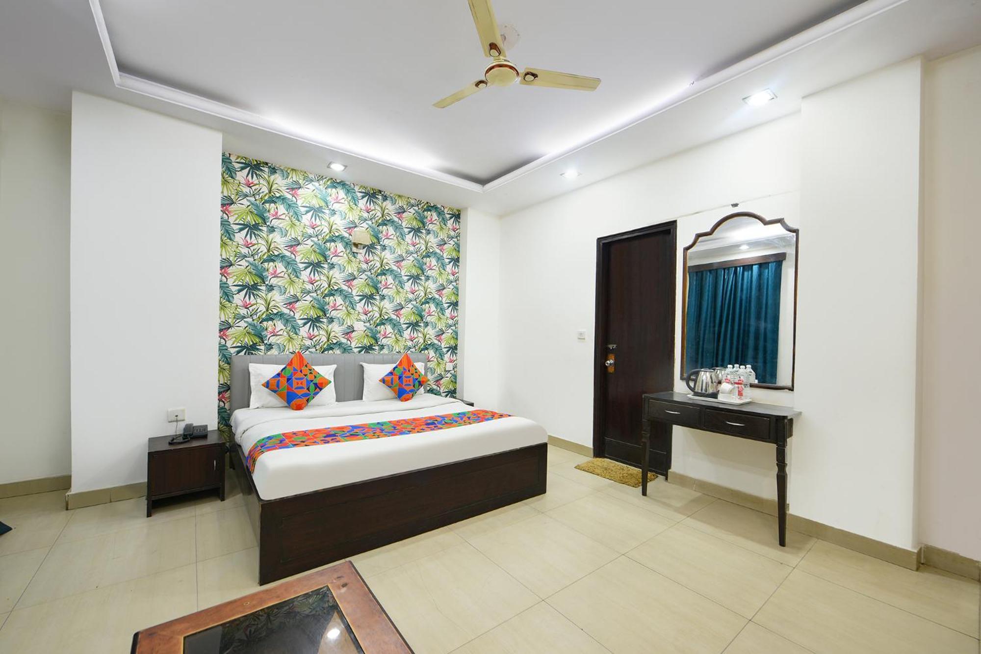 Fabhotel Delhi Darbar Near Karol Bagh Market Exterior photo